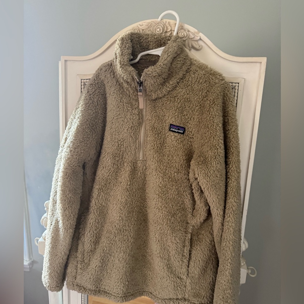 Like New Patagonia girls pullover